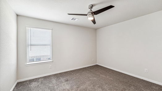 New Caney 2-story, 4-bed 667 W Linnwood Drive-idx