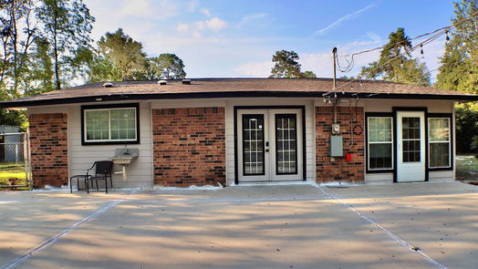 New Caney 1-story, 3-bed 21142 Walnut Drive-idx