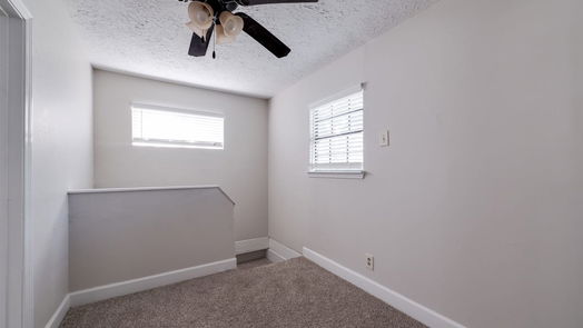 New Caney 2-story, 3-bed 17415 Grove Lane-idx