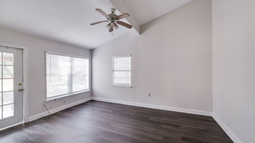 New Caney 2-story, 3-bed 17415 Grove Lane-idx
