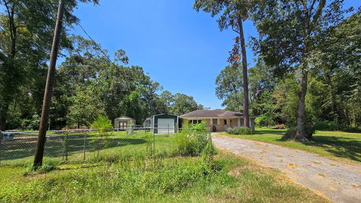 New Caney 1-story, 3-bed 19742 Live Oak N-idx