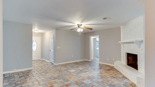 New Caney 1-story, 3-bed 218 Chariot Lane-idx