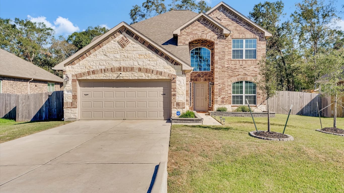 New Caney 2-story, 4-bed 663 W Linnwood Drive W-idx