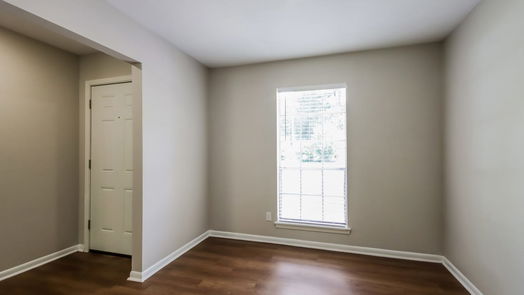 Woodbranch null-story, 3-bed 2110 Southwood Drive-idx