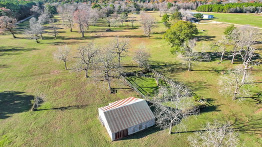 New Waverly 2-story, 3-bed 9192 State Highway 75 Highway S-idx