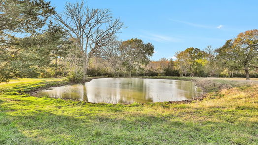 New Waverly 2-story, 3-bed 9192 State Highway 75 Highway S-idx