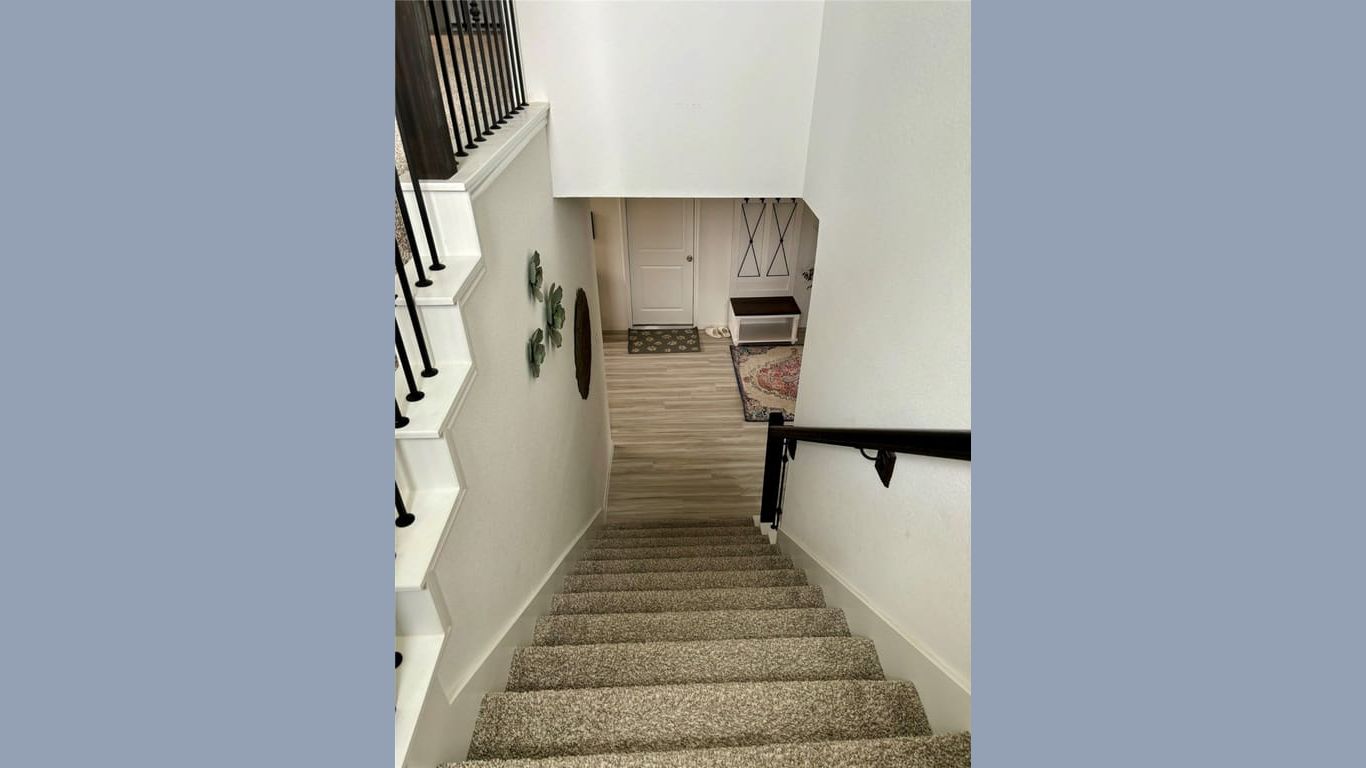 New Waverly 2-story, 4-bed 105 Whelan Lane-idx