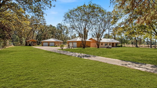 New Waverly null-story, 3-bed 4351 FM 2693 Road W-idx