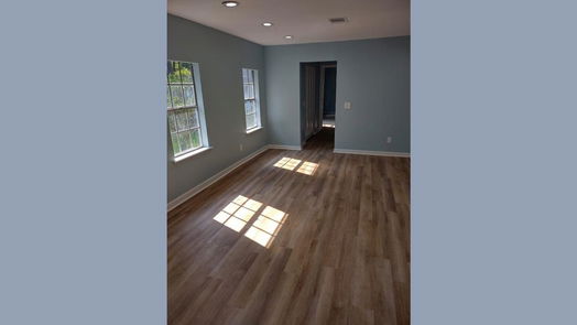 Onalaska null-story, 2-bed 134 W Oak Shadows-idx