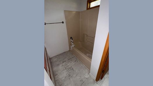 Onalaska 1-story, 2-bed 320 Lakeview Drive-idx