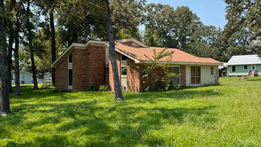 Onalaska 1-story, 2-bed 320 Lakeview Drive-idx