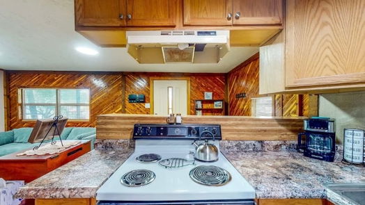 Onalaska 2-story, 2-bed 1240 Impala Drive-idx