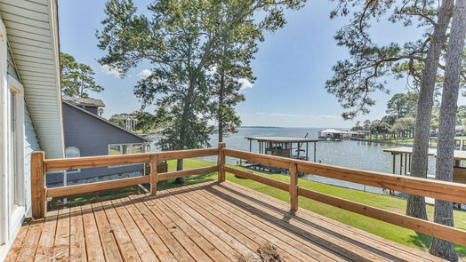 Onalaska 2-story, 3-bed 163 Lakeshore Drive-idx