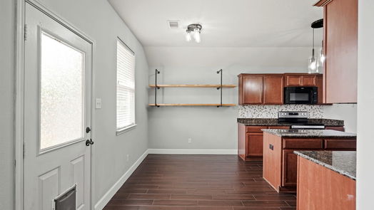 Pinehurst 1-story, 3-bed 12130 Clara Lane-idx