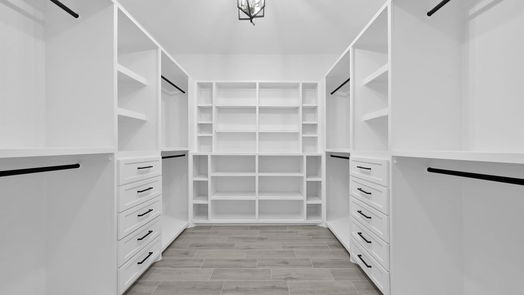 Plantersville 1-story, 4-bed 11316 Woodway Dr east-idx