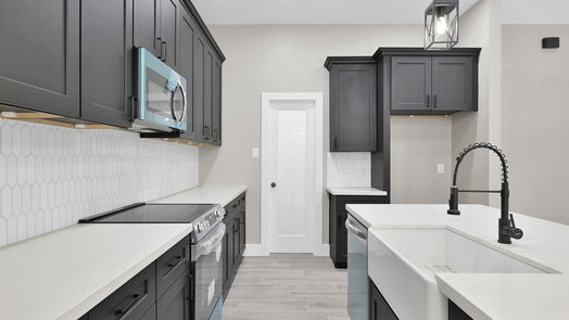 Plantersville 1-story, 4-bed 11316 Woodway Dr east-idx