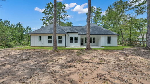 Plantersville 1-story, 4-bed 11316 Woodway Dr east-idx