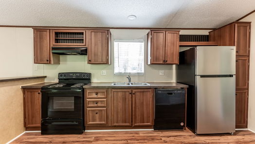 Point Blank 1-story, 2-bed 350 Oak Tree Drive-idx