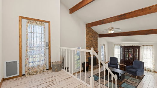 Point Blank 2-story, 3-bed 61 S Hilltop Street-idx
