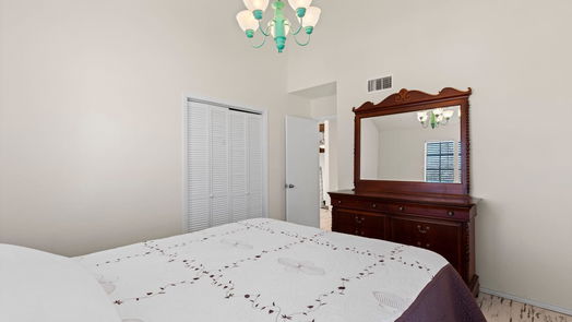 Point Blank 2-story, 3-bed 61 S Hilltop Street-idx