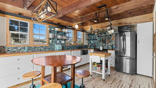 Point Blank 2-story, 3-bed 61 S Hilltop Street-idx