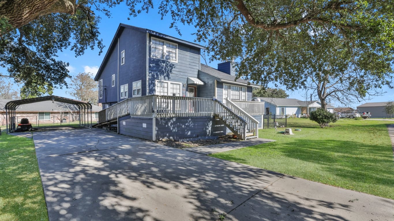Point Blank 2-story, 3-bed 61 S Hilltop Street-idx