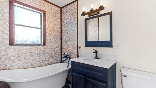Point Blank 2-story, 3-bed 61 S Hilltop Street-idx