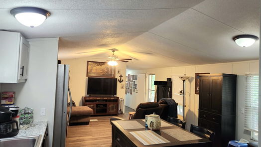 Point Blank 1-story, 3-bed 21 Canary Street HV120-idx