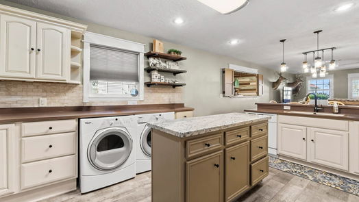 Point Blank 1-story, 2-bed 311 Casablanca Drive-idx