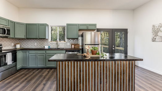 Point Blank 1-story, 3-bed 10 Lagoon Drive-idx