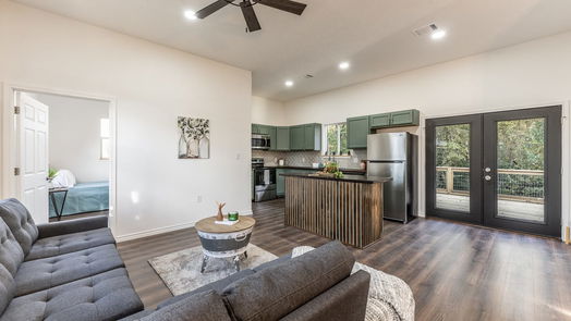 Point Blank 1-story, 3-bed 10 Lagoon Drive-idx