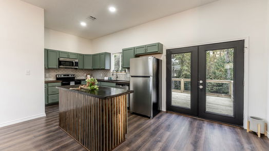 Point Blank 1-story, 3-bed 10 Lagoon Drive-idx