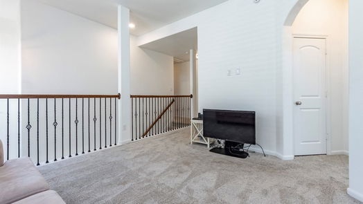 Porter 2-story, 3-bed 22312 Misty Woods Lane-idx