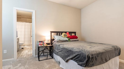 Porter 2-story, 3-bed 22312 Misty Woods Lane-idx