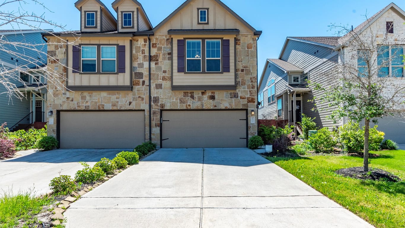 Porter 2-story, 3-bed 22312 Misty Woods Lane-idx