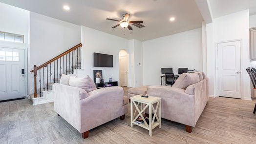 Porter 2-story, 3-bed 22312 Misty Woods Lane-idx