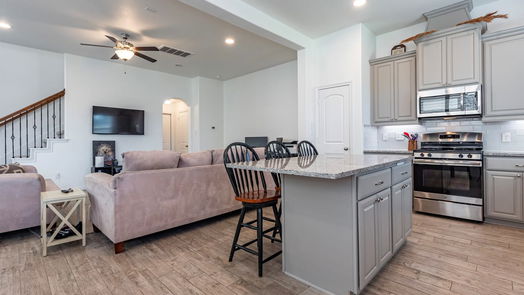 Porter 2-story, 3-bed 22312 Misty Woods Lane-idx