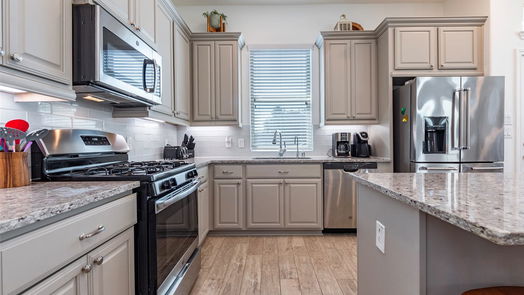 Porter 2-story, 3-bed 22312 Misty Woods Lane-idx