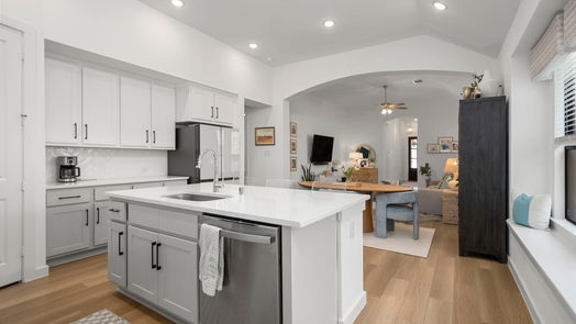 Porter 1-story, 4-bed 7404 Mount Greylock Loop-idx