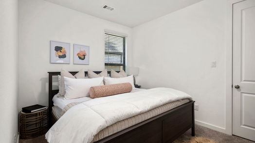 Porter 1-story, 4-bed 7404 Mount Greylock Loop-idx
