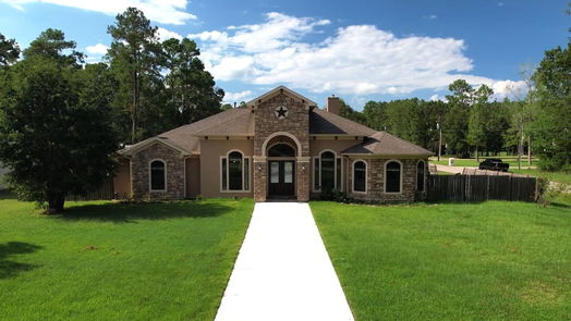 Porter null-story, 4-bed 22964 Brazos Drive-idx