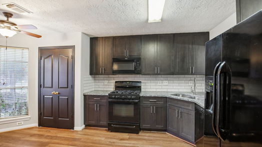 Porter 1-story, 3-bed 21542 Maddux Drive-idx