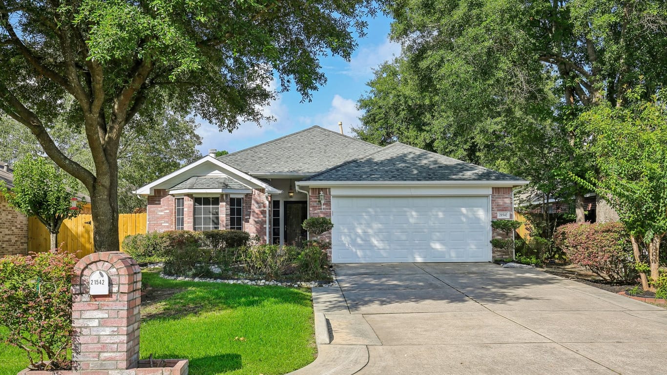 Porter 1-story, 3-bed 21542 Maddux Drive-idx