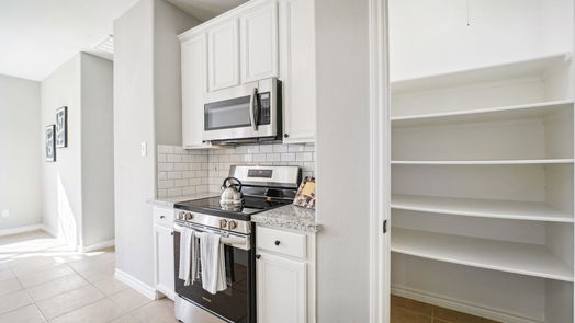 Porter null-story, 4-bed 22102 Sandalwood Street-idx
