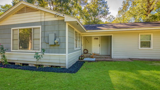 Shepherd 1-story, 3-bed 880 Beverly Drive-idx
