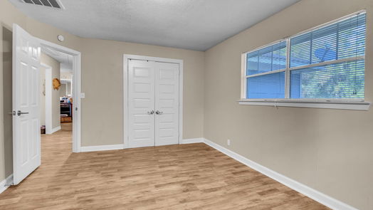 Shepherd 1-story, 3-bed 880 Beverly Drive-idx