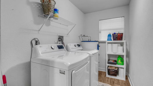 Shepherd 1-story, 3-bed 880 Beverly Drive-idx