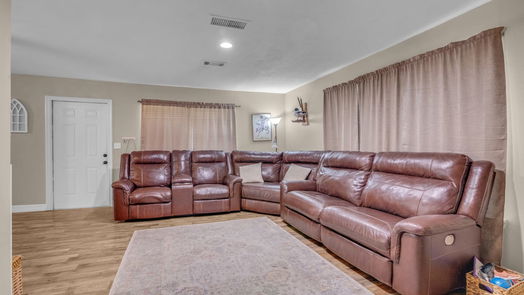 Shepherd 1-story, 3-bed 880 Beverly Drive-idx