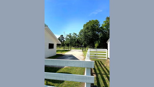 Shepherd null-story, 3-bed 1750 Stringtown Rd Road-idx