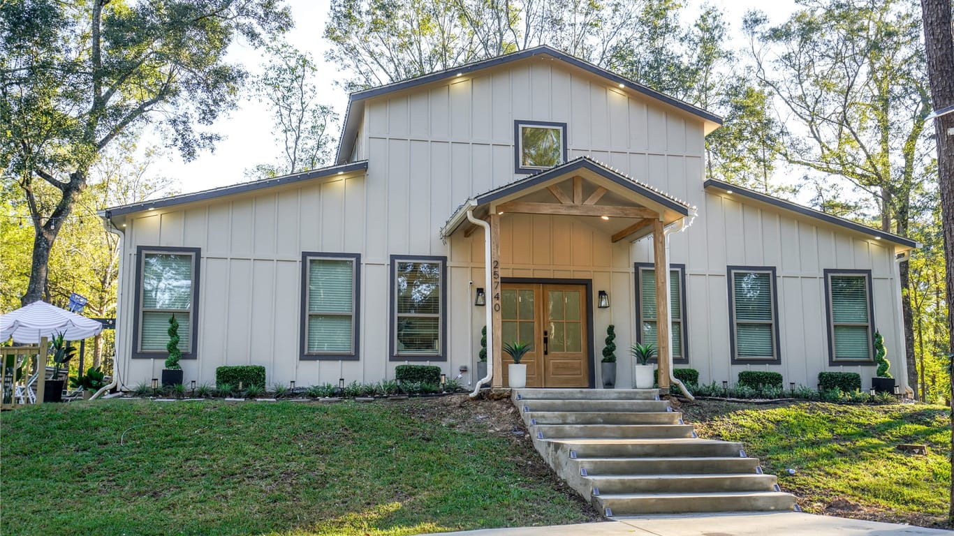 Splendora 2-story, 4-bed 25740 Lakeshore Drive-idx